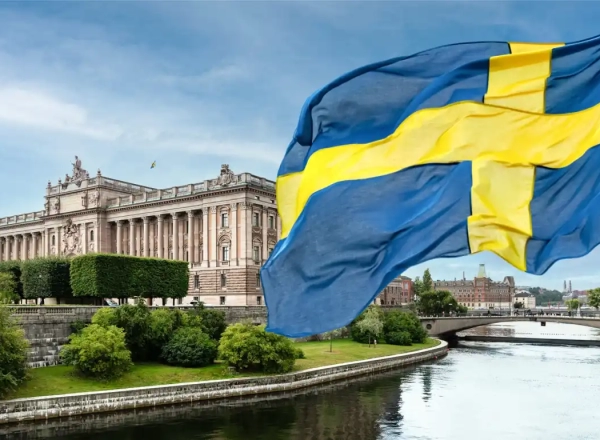Flag-of-Sweden-1-scaled